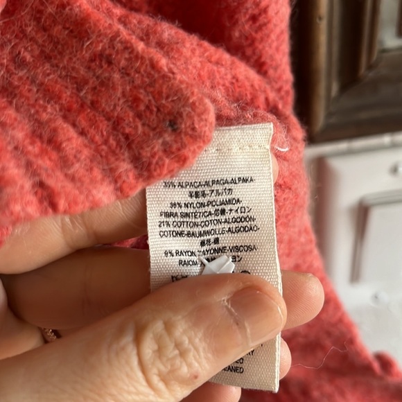 FREE PEOPLE ~ Pink alpaca blend crop sweater - Picture 6 of 7